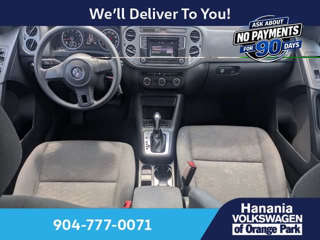 Used 2017 Volkswagen Tiguan Limited w/ Alloy Wheels Package FWD image 16