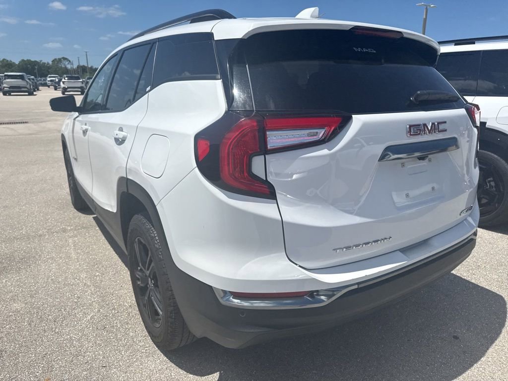 Used 2024 GMC Terrain AT4 image 5