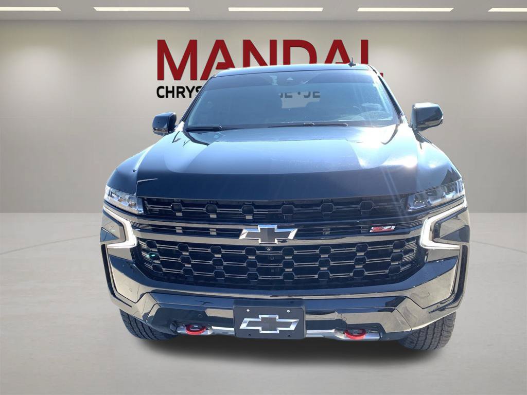 Used 2024 Chevrolet Tahoe Z71 w/ Luxury Package AWD/4WD image 2