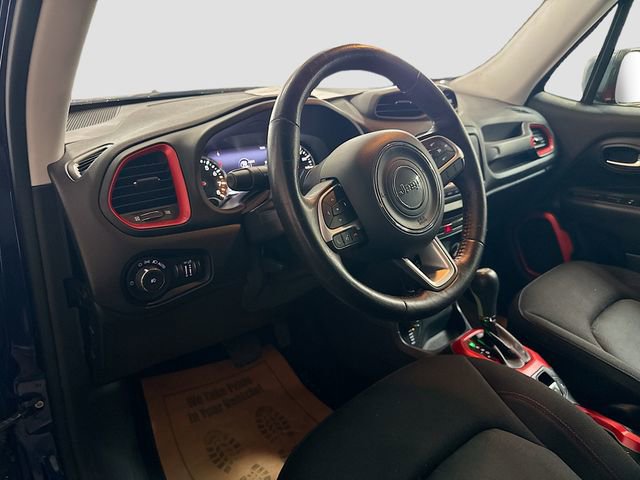 Used 2016 Jeep Renegade Trailhawk AWD/4WD image 10