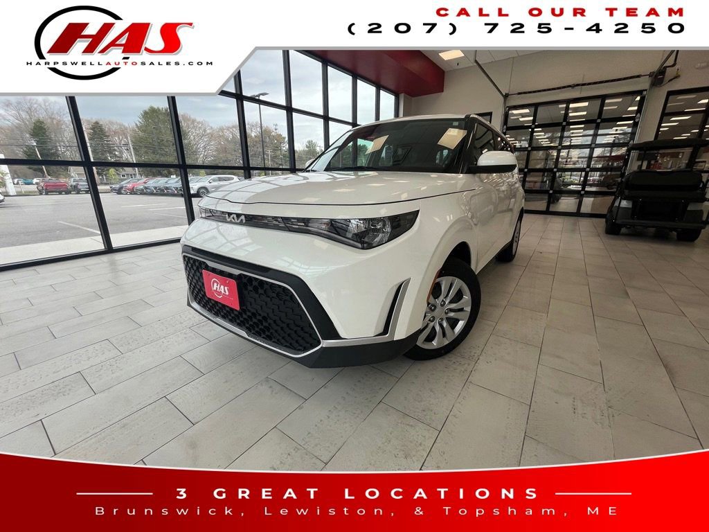 Used 2023 Kia Soul LX FWD image 1
