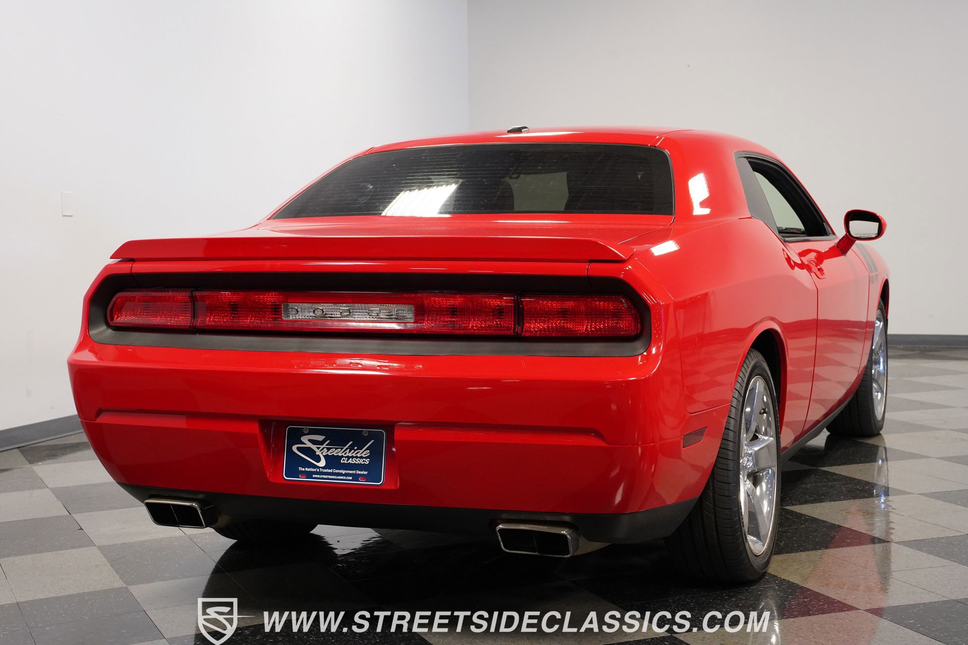 Used 2009 Dodge Challenger R/T image 11