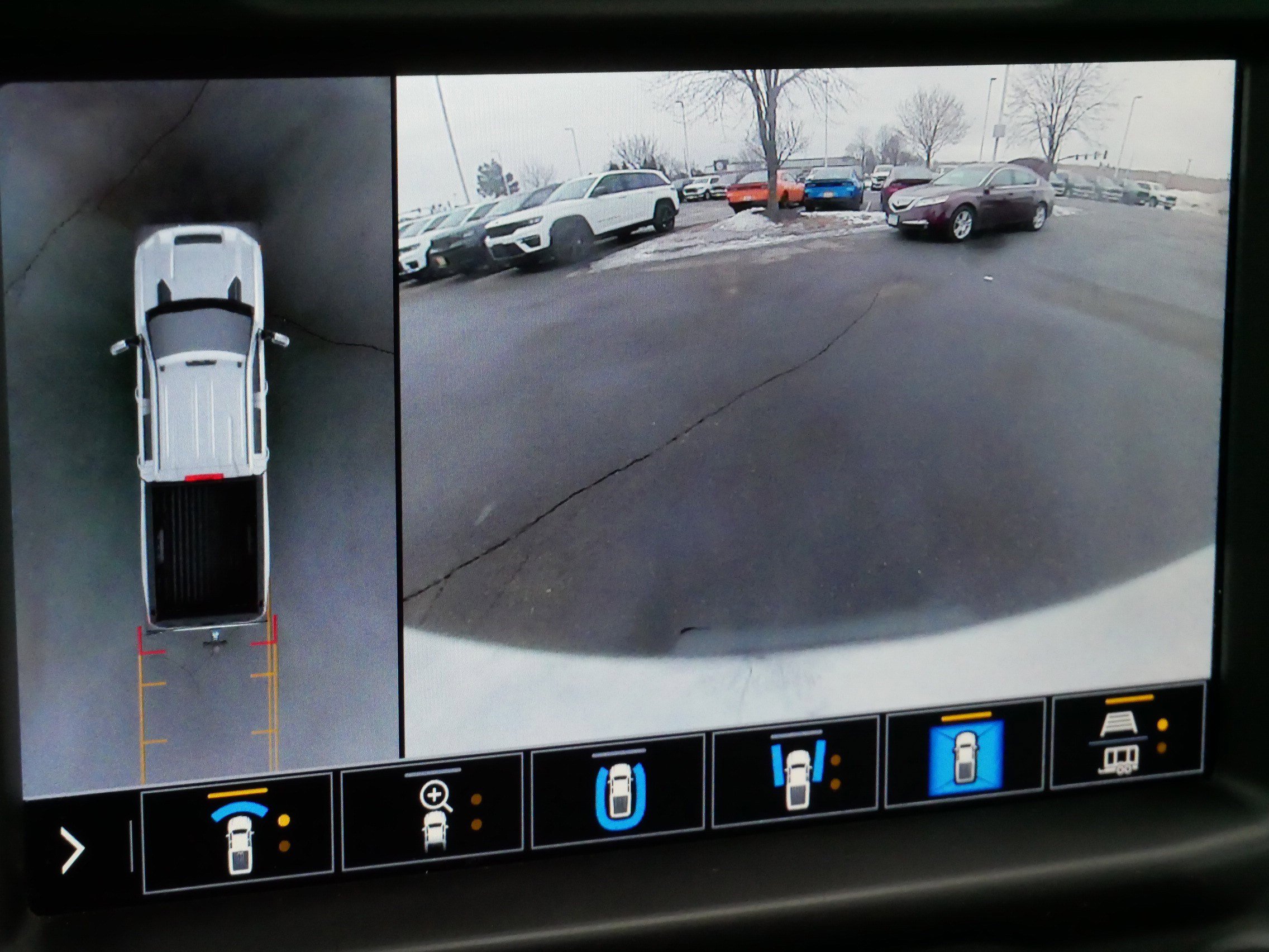 Used 2020 Chevrolet Silverado 2500 LTZ w/ LTZ Premium Package image 32