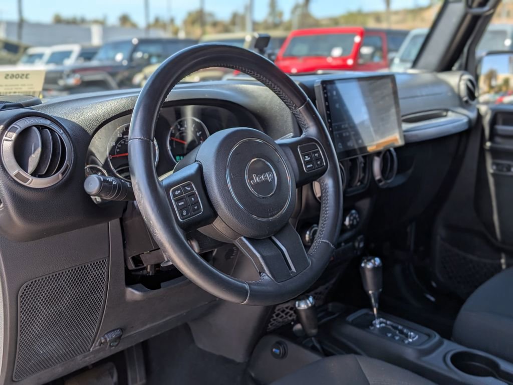 Used 2015 Jeep Wrangler Unlimited Sport w/ Quick Order Package 24S AWD/4WD image 13