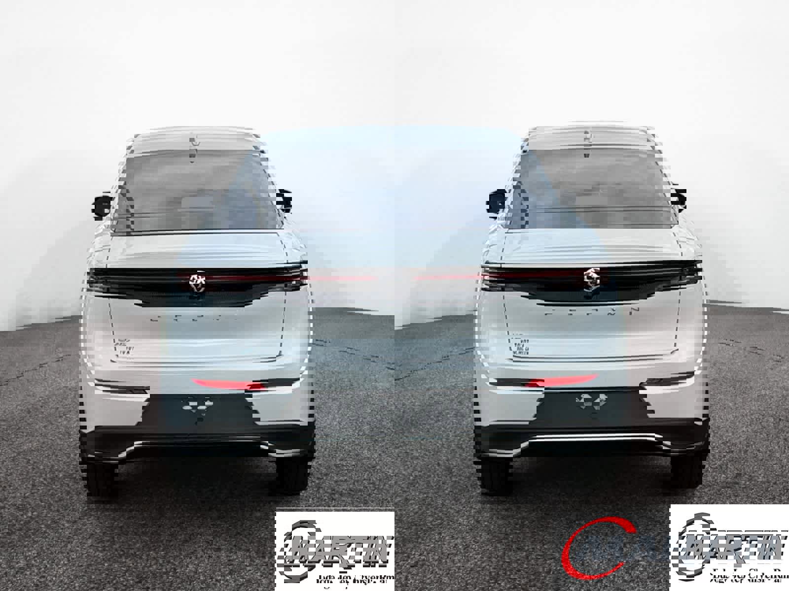 Used 2023 Toyota Crown XLE image 4