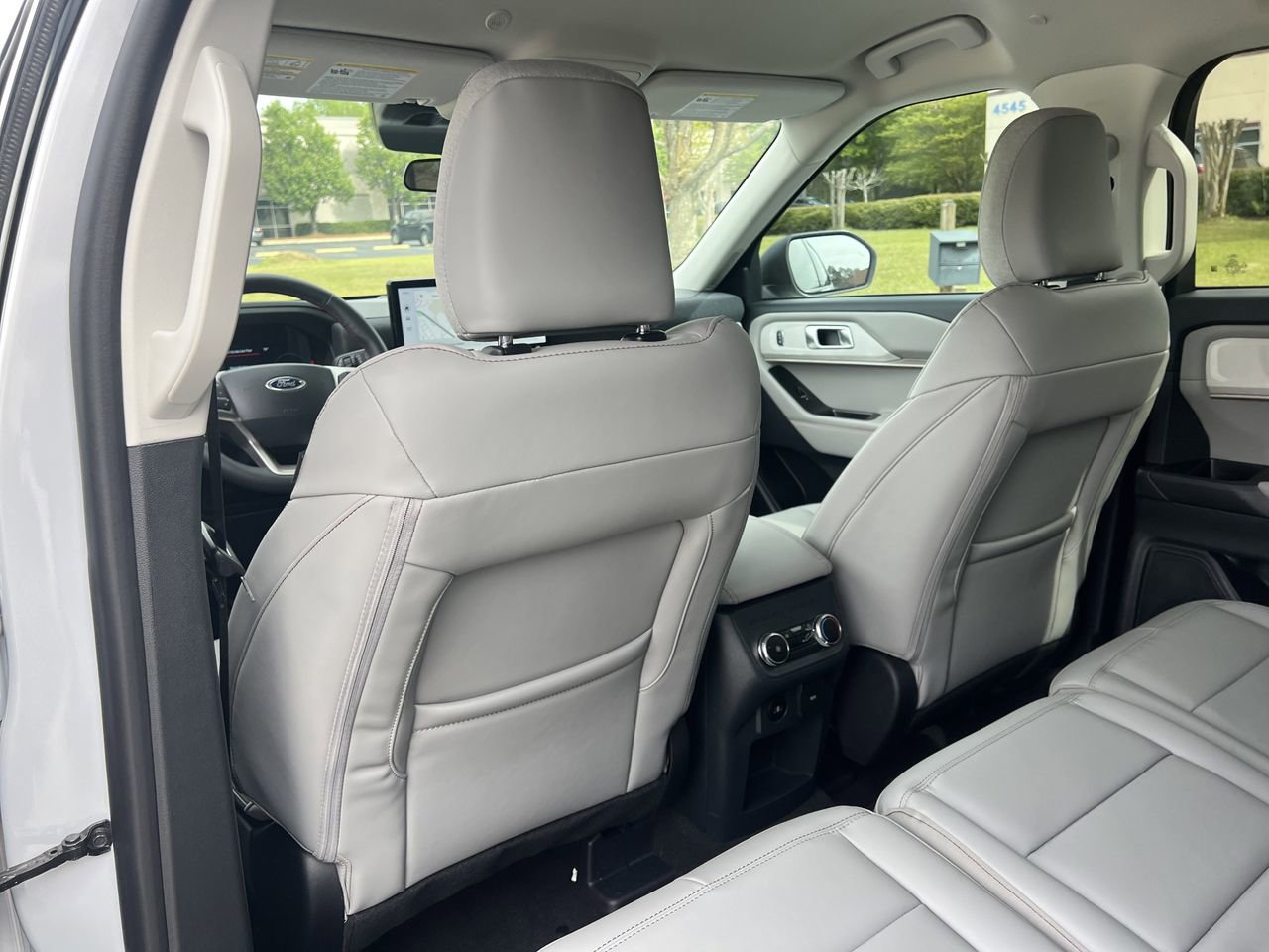 New 2026 Ford Explorer Active w/ Active Comfort Package AWD/4WD image 16