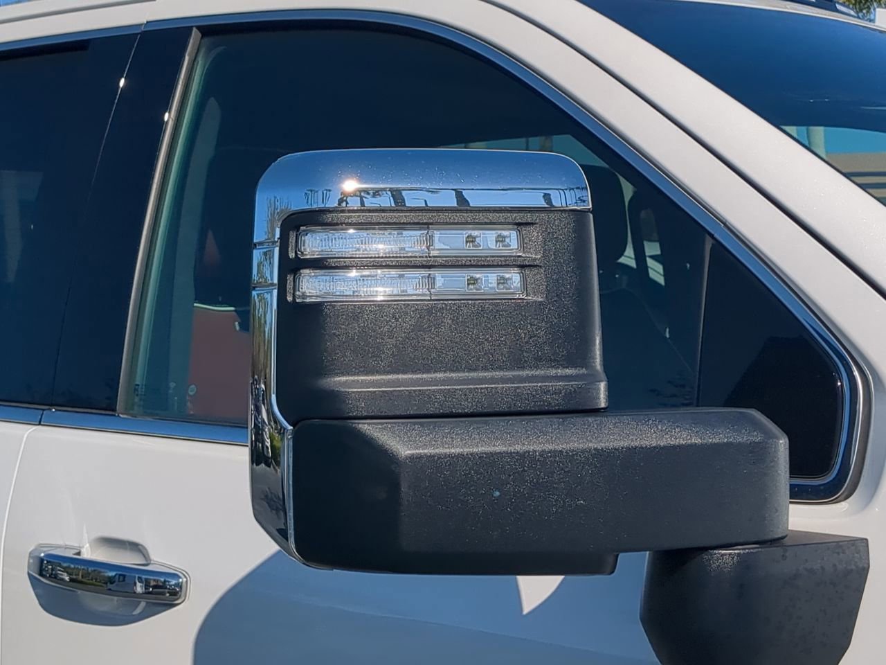 Used 2024 GMC Sierra 3500 Denali Ultimate AWD/4WD image 12