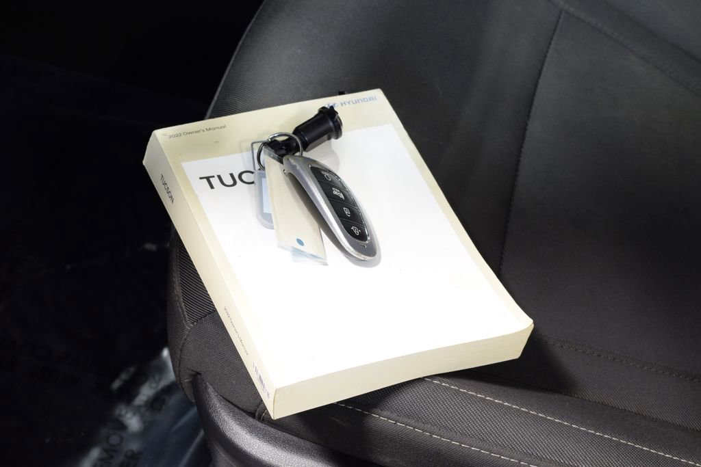 Used 2022 Hyundai Tucson SEL image 37