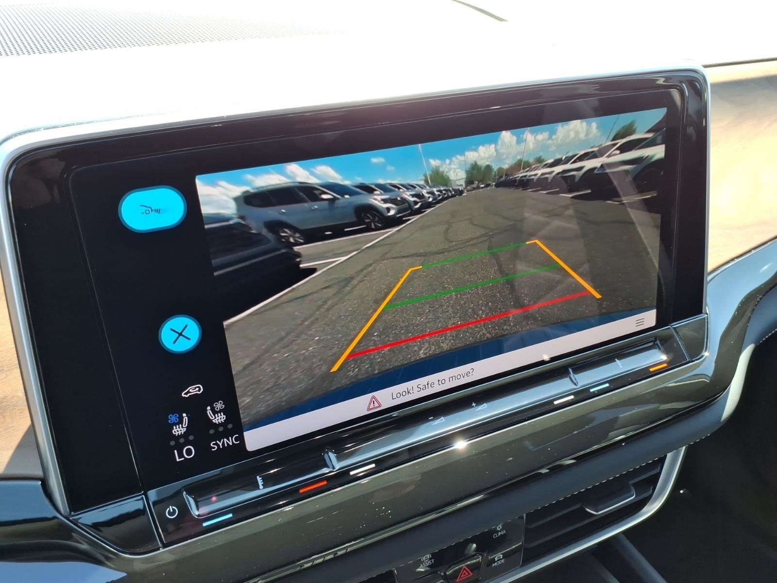 New 2026 Volkswagen Atlas SE image 16