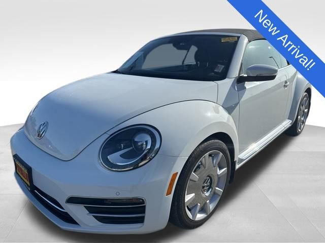 Used 2017 Volkswagen Beetle 1.8T S FWD image 3