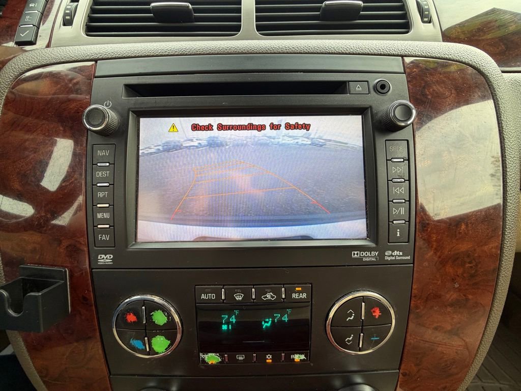 Used 2013 Chevrolet Tahoe LTZ image 9