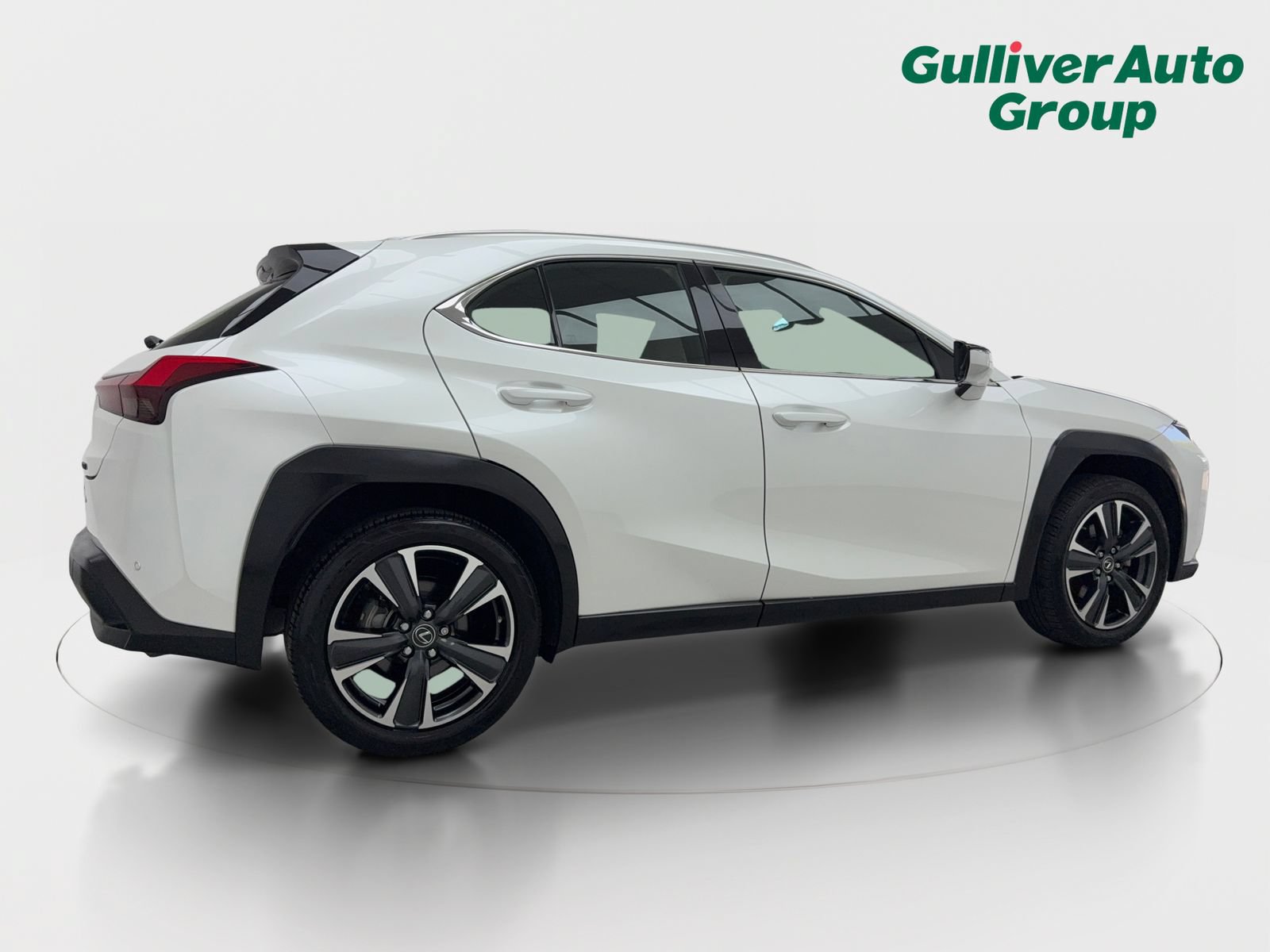Used 2022 Lexus UX 200 w/ Accessory Package (Z2) FWD image 9