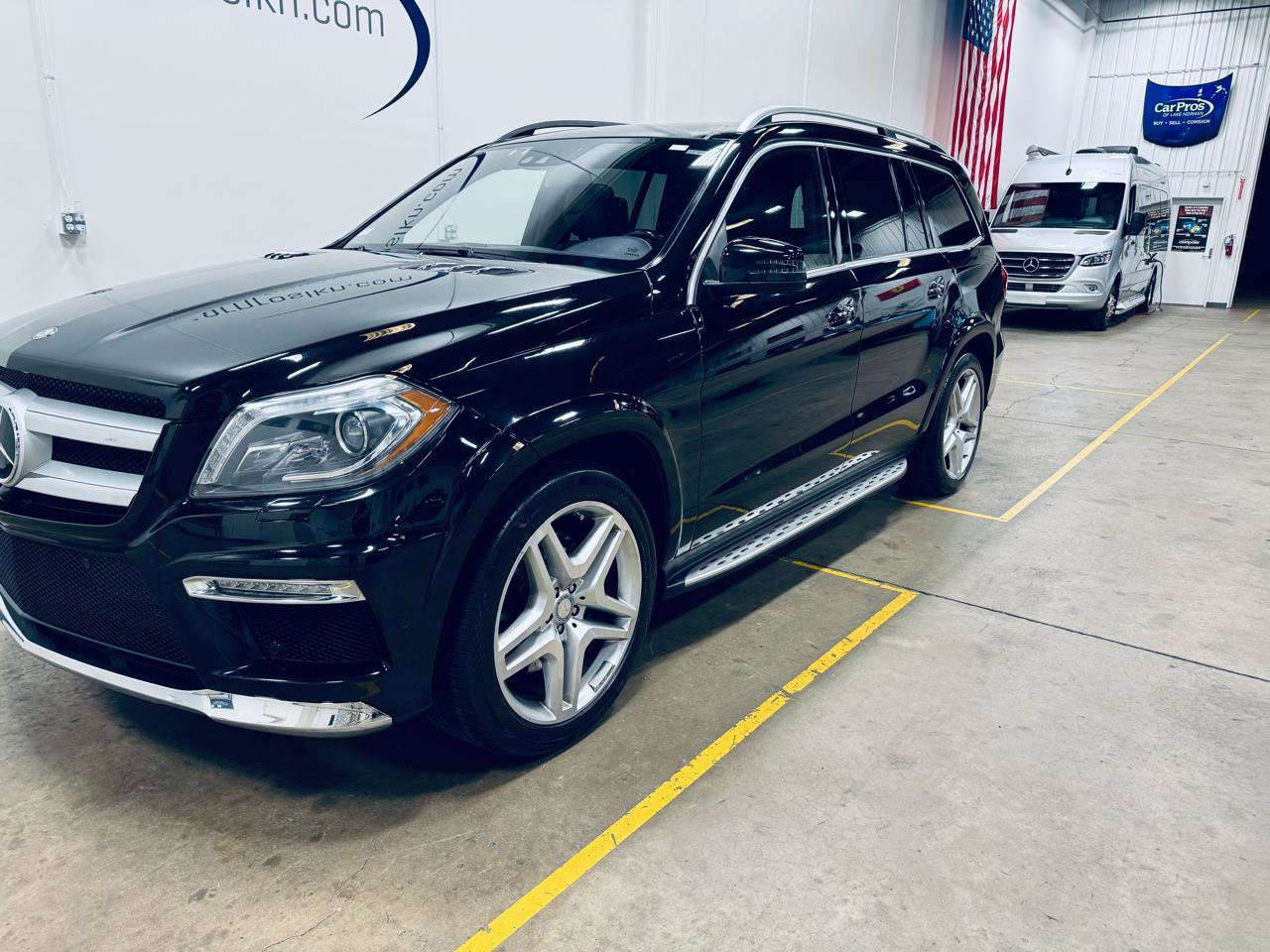 Used 2014 Mercedes-Benz GL 550 4MATIC image 19