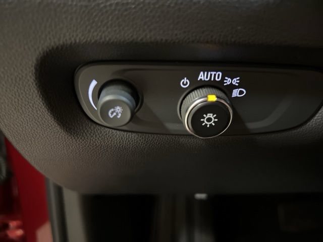 Used 2022 Chevrolet Traverse RS w/ LPO, 'HIT The Road' Package AWD/4WD image 45