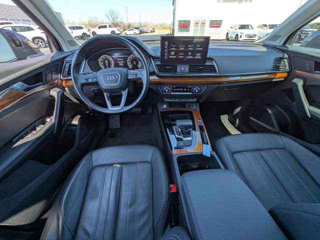 Used 2021 Audi Q5 e Premium Plus w/ Premium Plus Package image 13