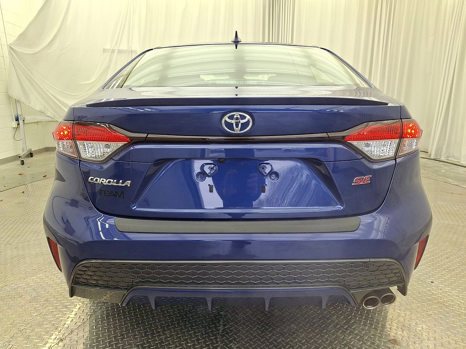 Certified 2021 Toyota Corolla SE w/ SE Premium Package FWD image 23