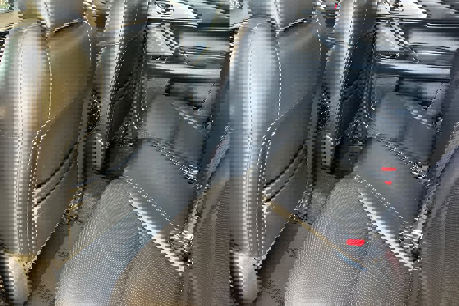 Used 2018 MAZDA CX-9 Touring image 4