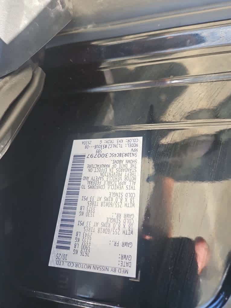 Used 2025 Nissan Pathfinder SV AWD/4WD image 21