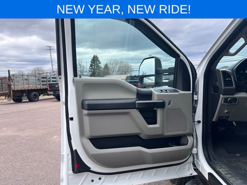 Used 2021 Ford F350 XL w/ Power Equipment Group image 13