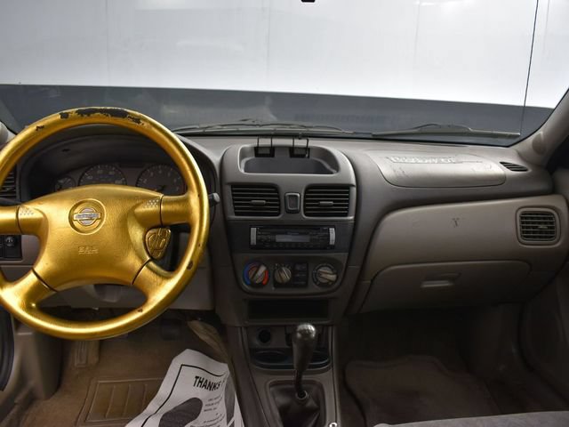 Used 2002 Nissan Sentra GXE FWD image 8
