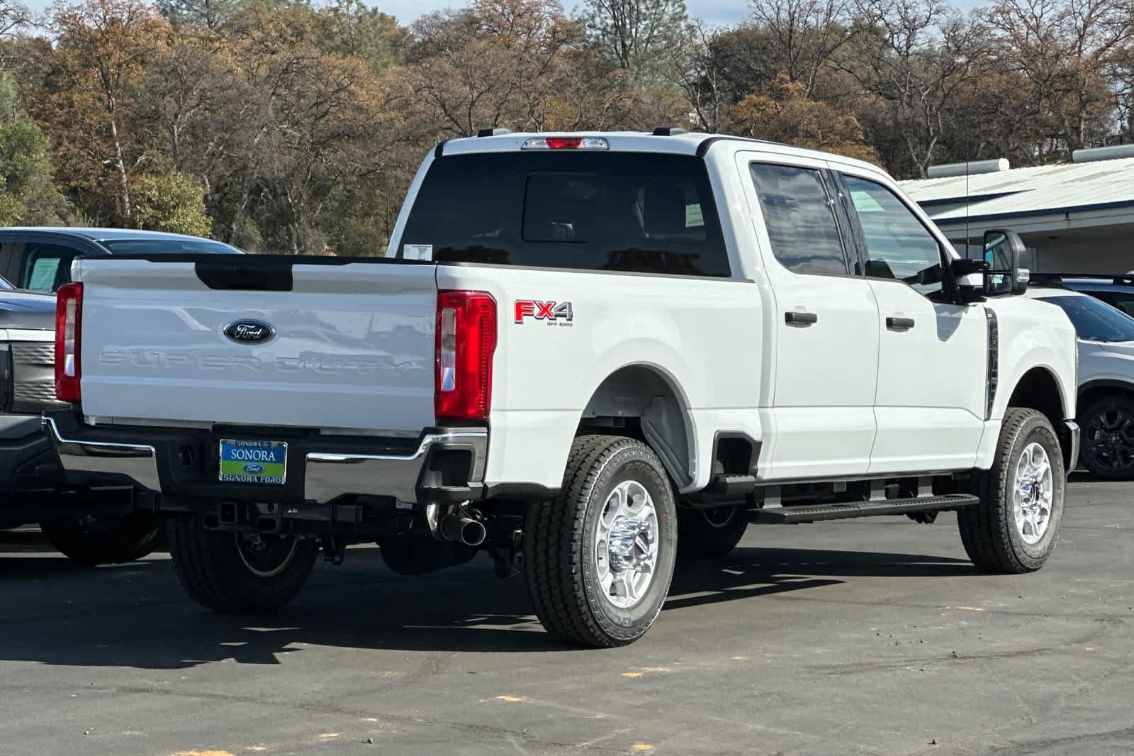 New 2026 Ford F250 XLT w/ FX4 Off-Road Package AWD/4WD image 5