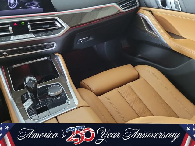 Used 2022 BMW X6 xDrive40i w/ M Sport Package AWD/4WD image 14