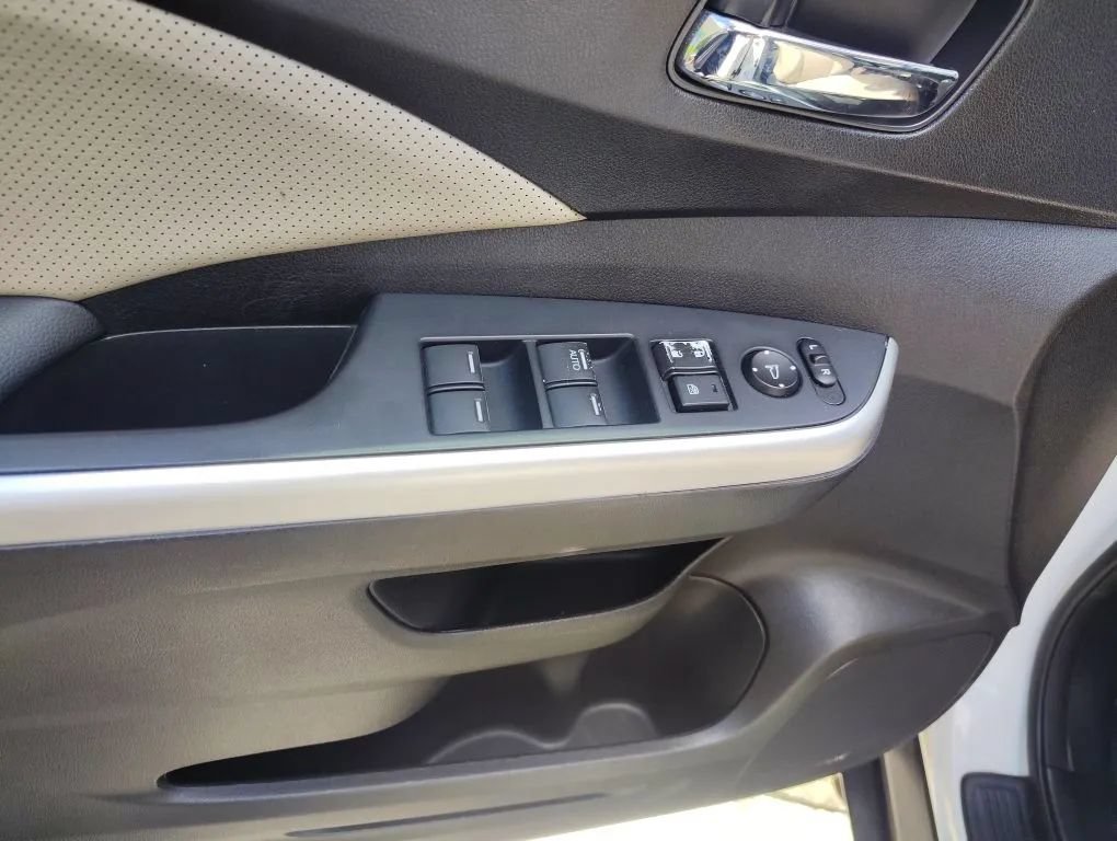 Used 2015 Honda CR-V EX-L image 10