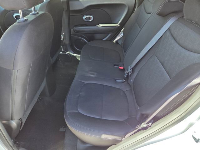 Used 2016 Kia Soul w/ Convenience Package FWD image 12