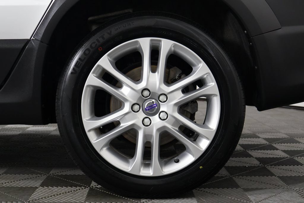 Used 2016 Volvo XC70 T5 Premier AWD/4WD image 16