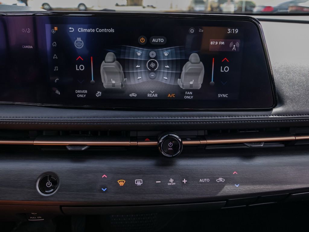 Used 2024 Nissan Ariya FWD image 29