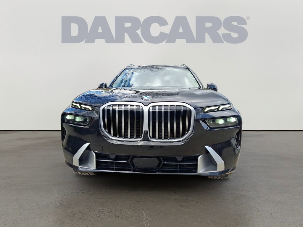 Certified 2025 BMW X7 xDrive40i AWD/4WD image 2