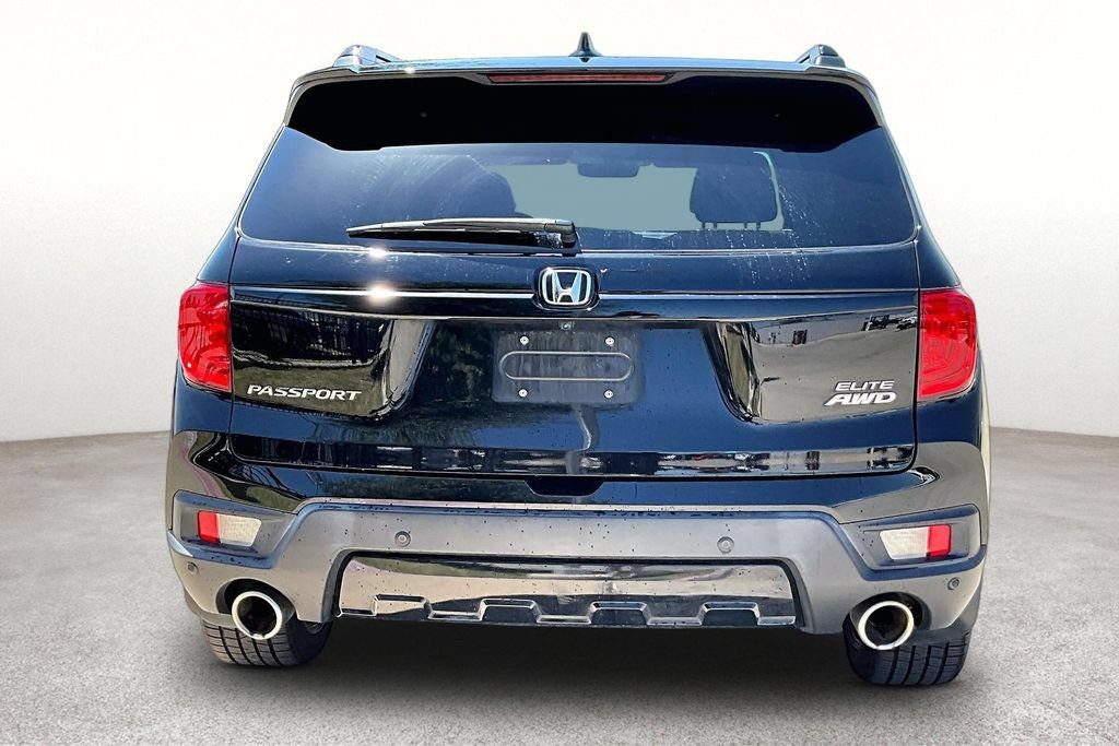 Used 2023 Honda Passport Elite image 4