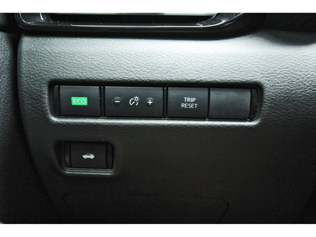 Certified 2025 Nissan Sentra SV w/ All-Weather Package image 17