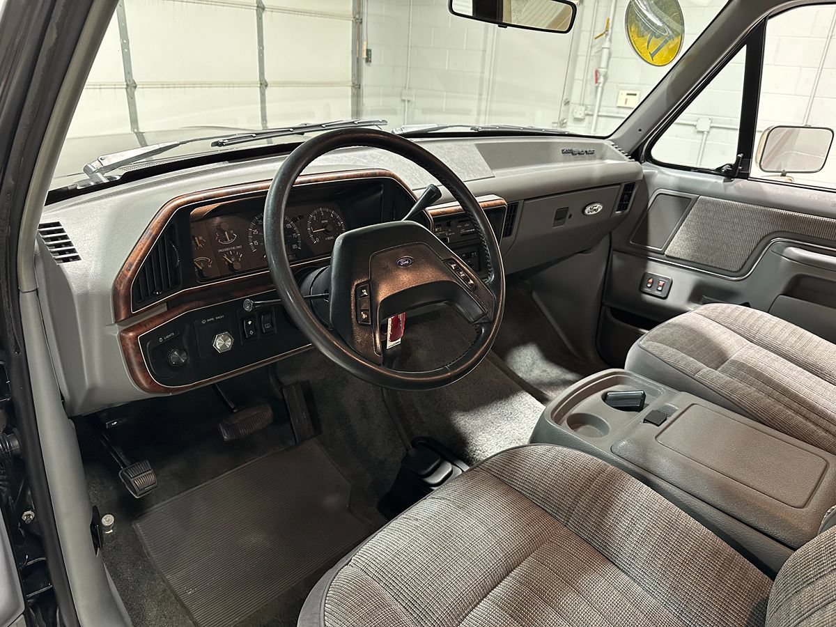 Used 1988 Ford Bronco AWD/4WD image 25