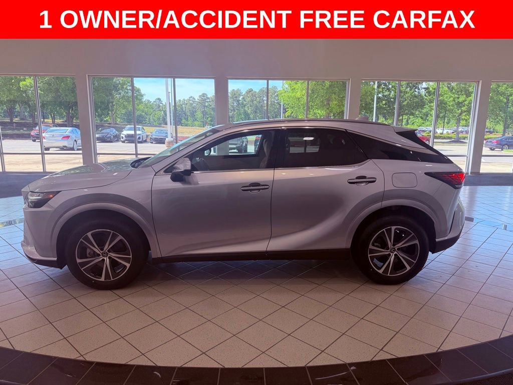 Used 2024 Lexus RX 350 Premium w/ Cold Area Package FWD image 4