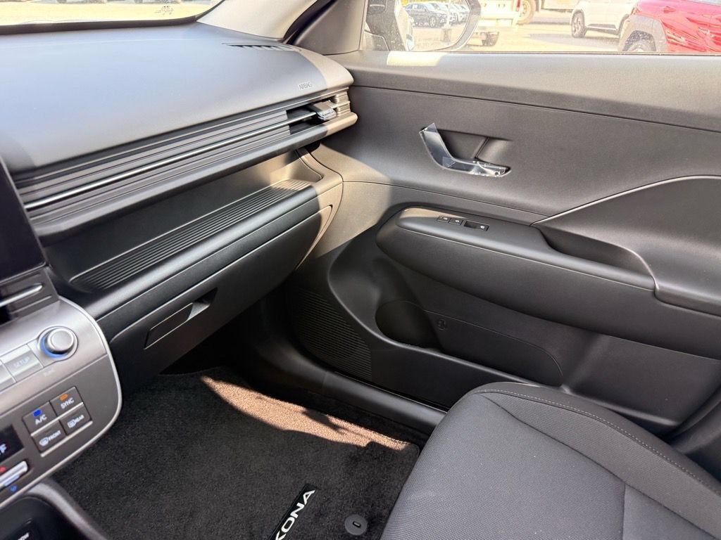 New 2026 Hyundai Kona SEL Sport AWD/4WD image 16