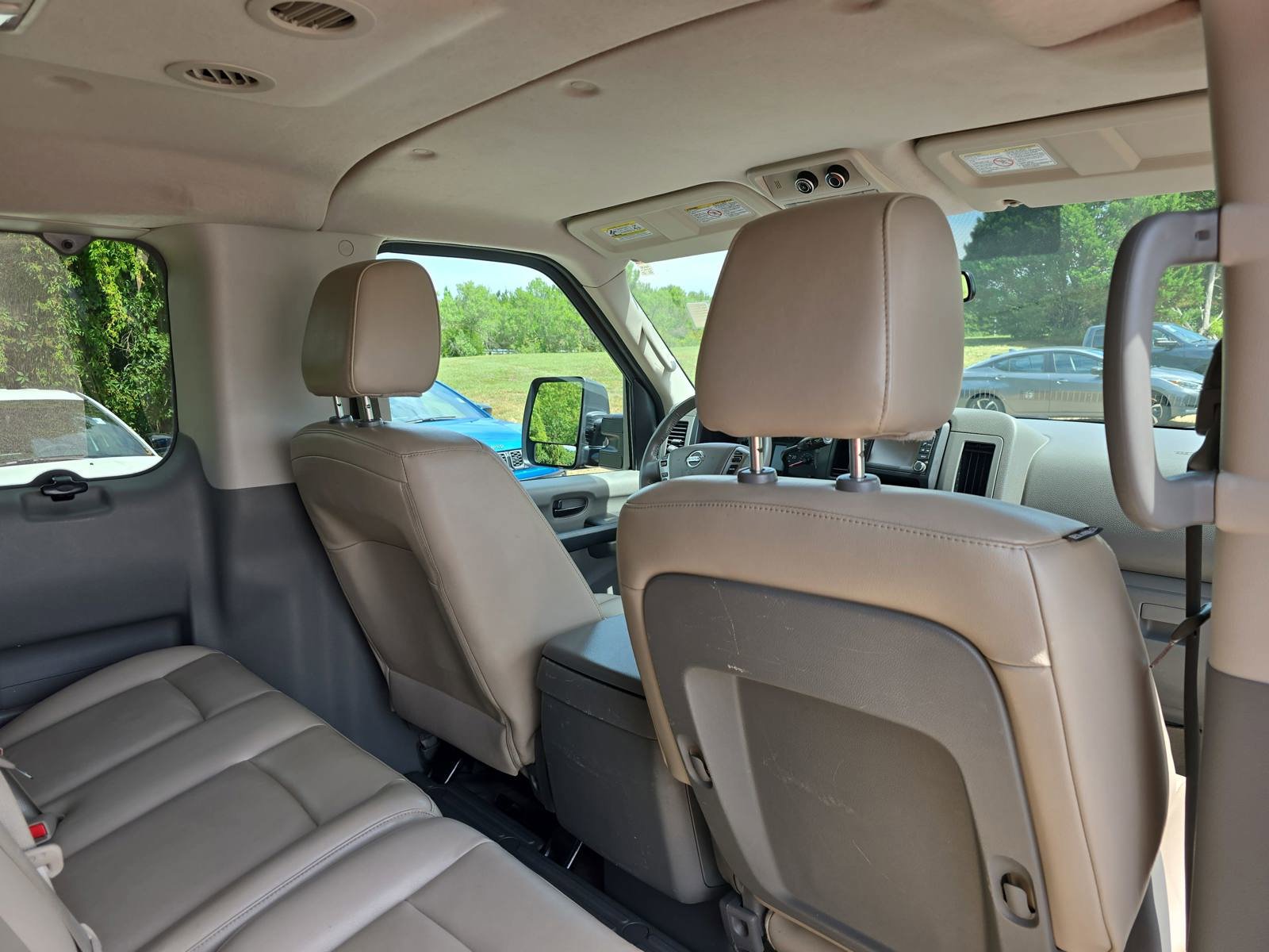 Used 2020 Nissan NV 3500 SL RWD image 12