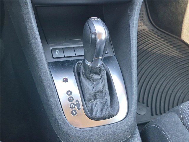 Used 2014 Volkswagen Golf TDI FWD image 12