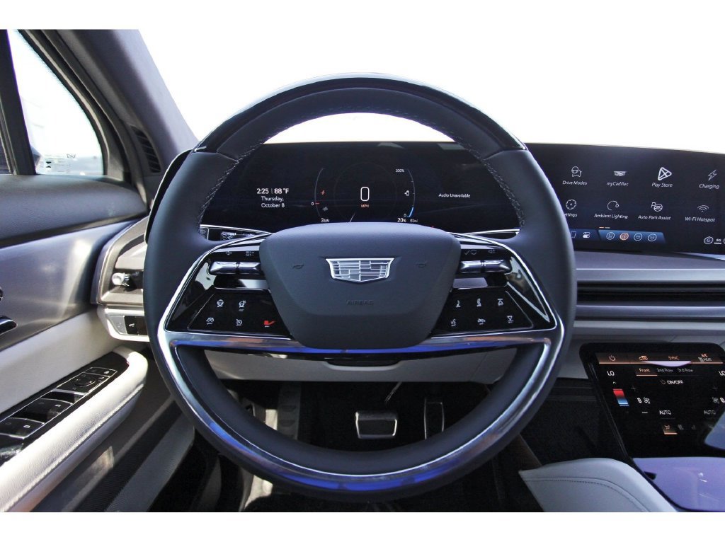 New 2027 Cadillac Vistiq Luxury AWD/4WD image 14