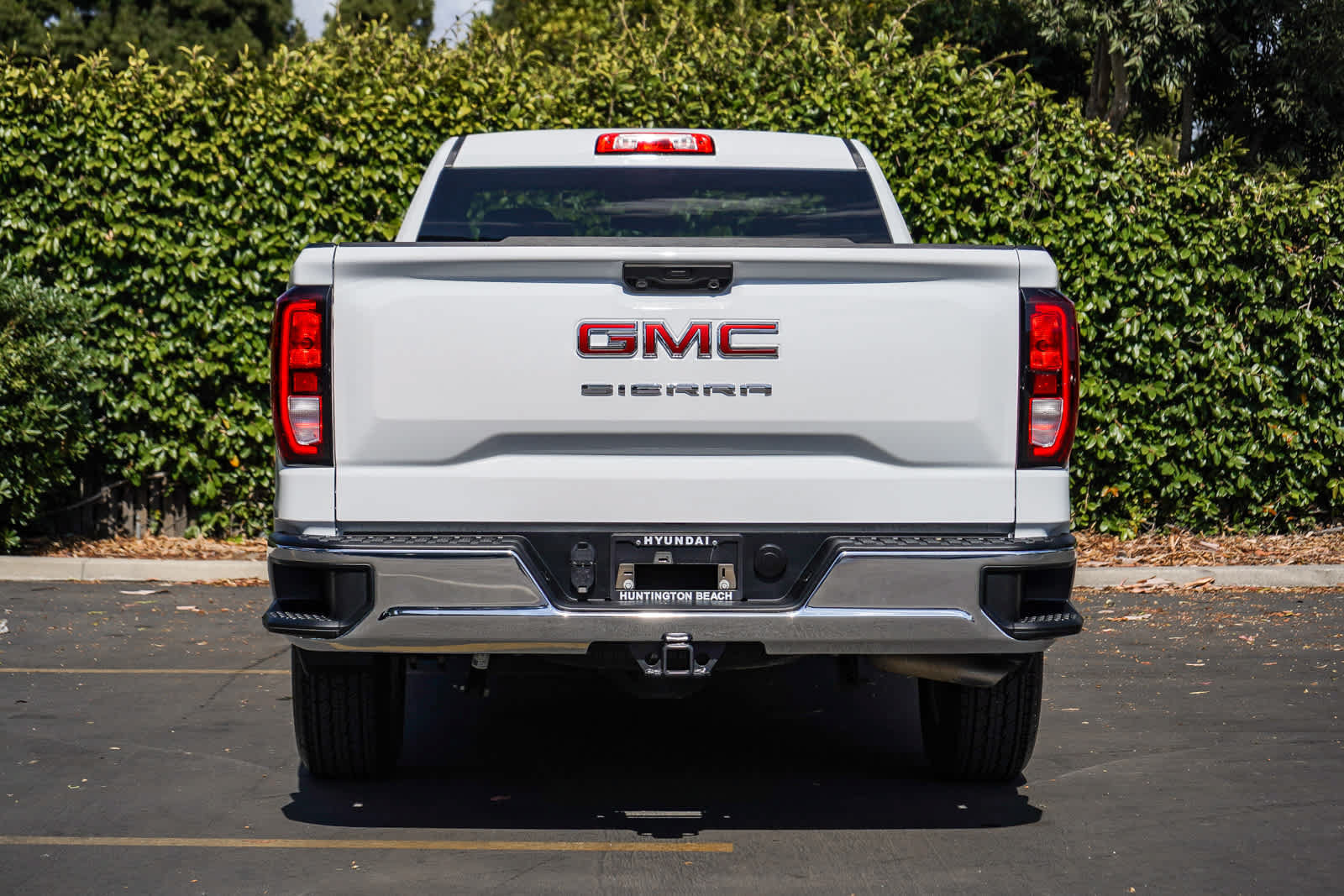 Used 2025 GMC Sierra 1500 Pro w/ Pro Value Package AWD/4WD image 5