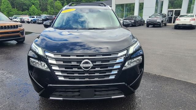 Used 2025 Nissan Rogue Platinum AWD/4WD image 8