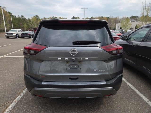 Used 2023 Nissan Rogue SL image 4