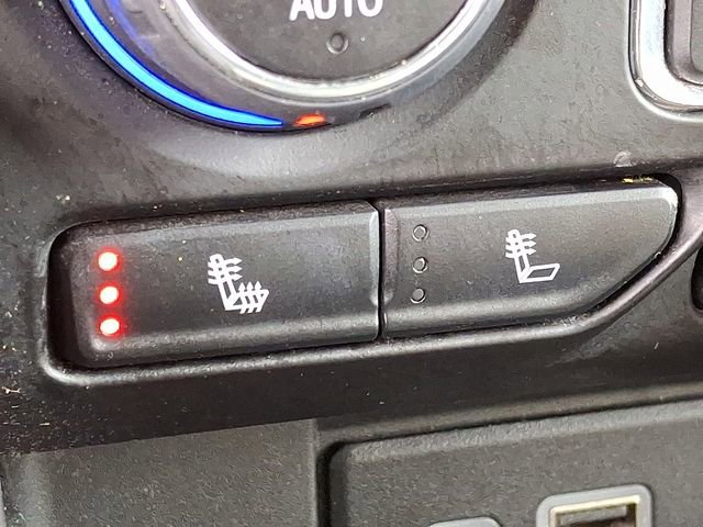 Used 2022 Chevrolet Suburban LT image 25