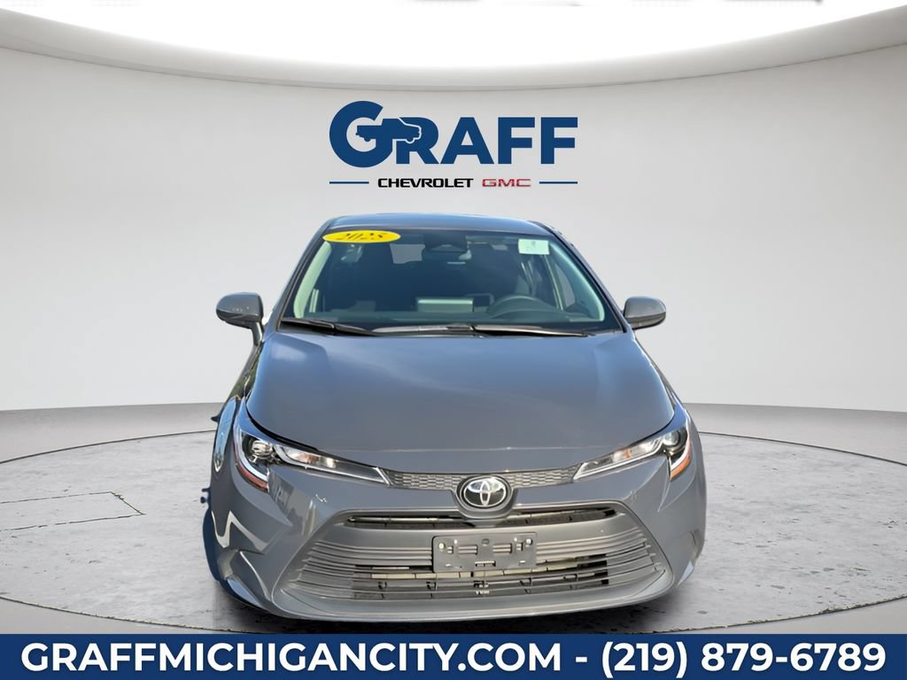 Used 2025 Toyota Corolla LE FWD image 9
