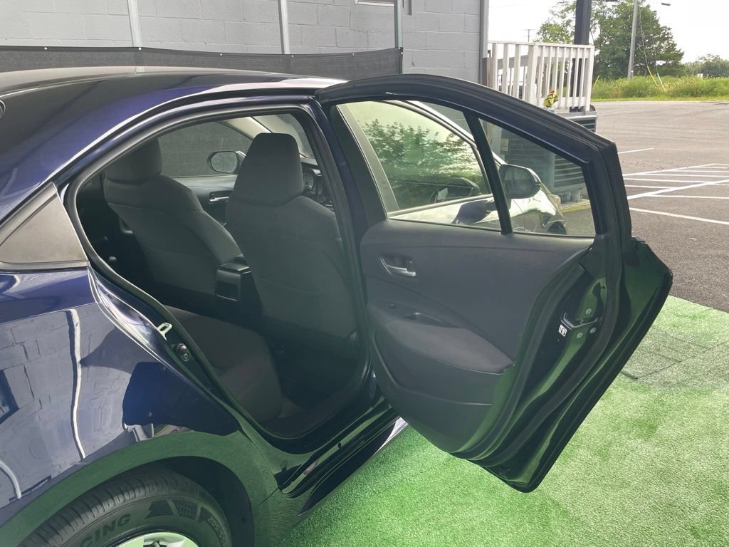 Used 2020 Toyota Corolla LE FWD image 37