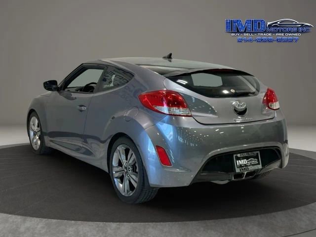 Used 2016 Hyundai Veloster w/ Option Group 02 FWD image 8
