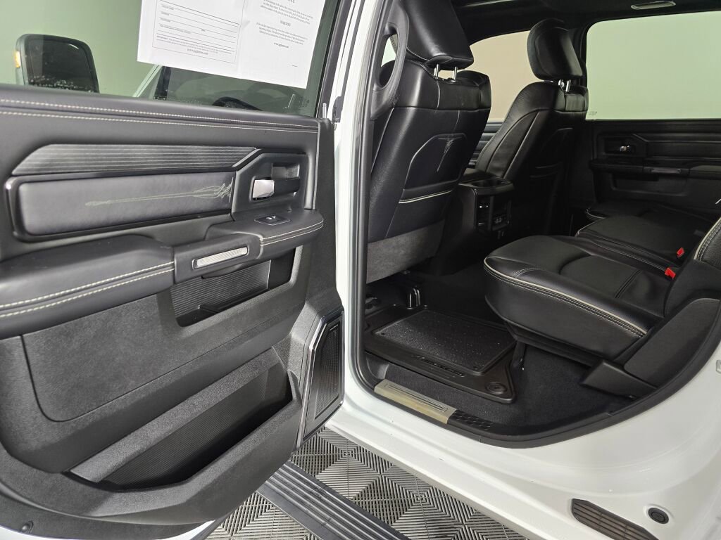 Used 2024 RAM 2500 Limited image 36