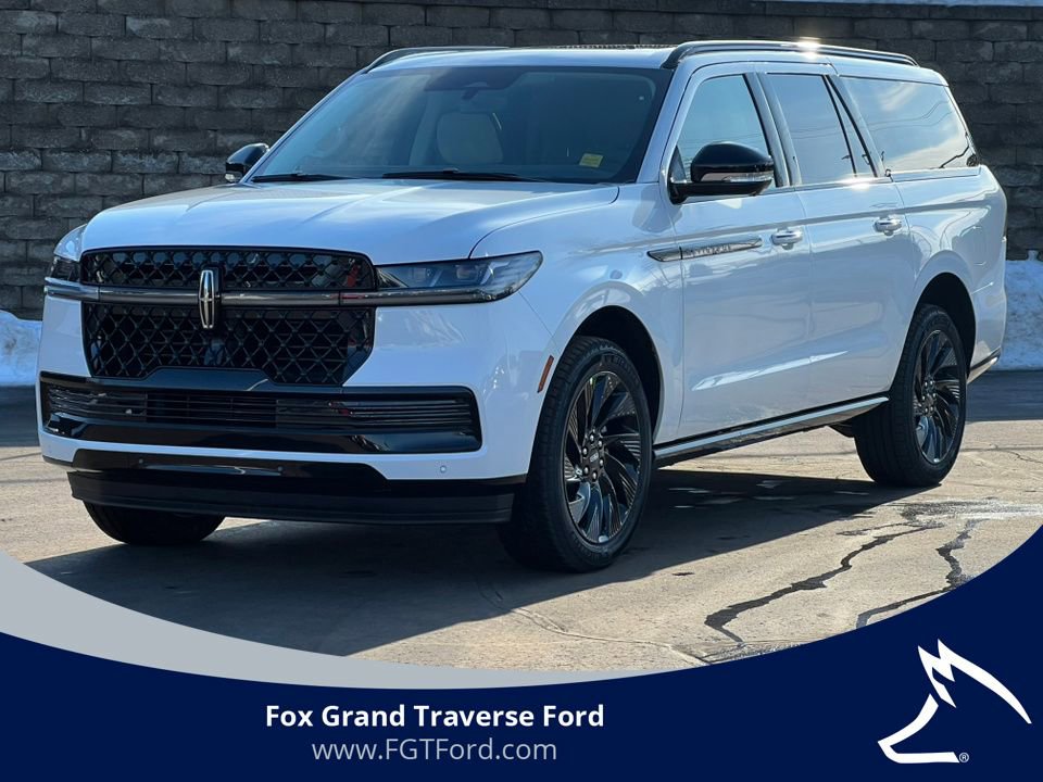 New 2026 Lincoln Navigator L Reserve w/ Jet Appearance Package image 1