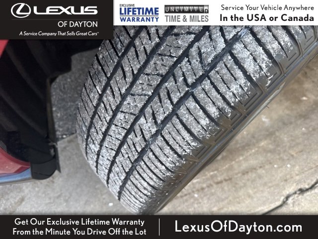 Used 2023 Toyota Venza XLE image 9