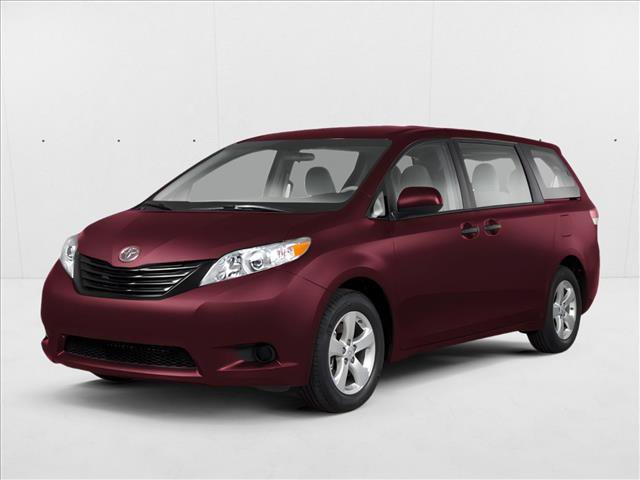 Used 2011 Toyota Sienna LE FWD image 1